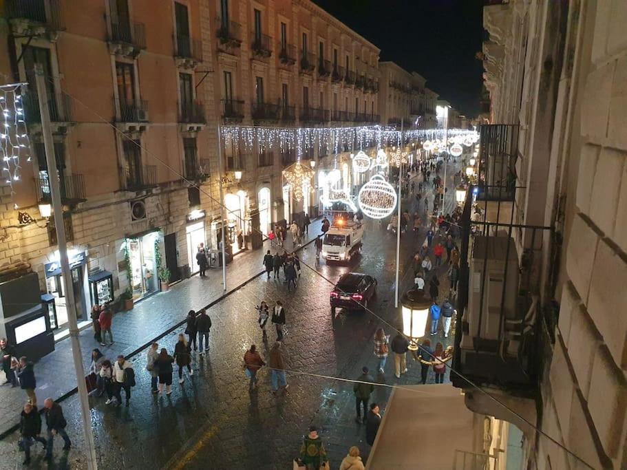 Stesicoro-Duomo Elegante Appartamento In Centro Catania Ngoại thất bức ảnh